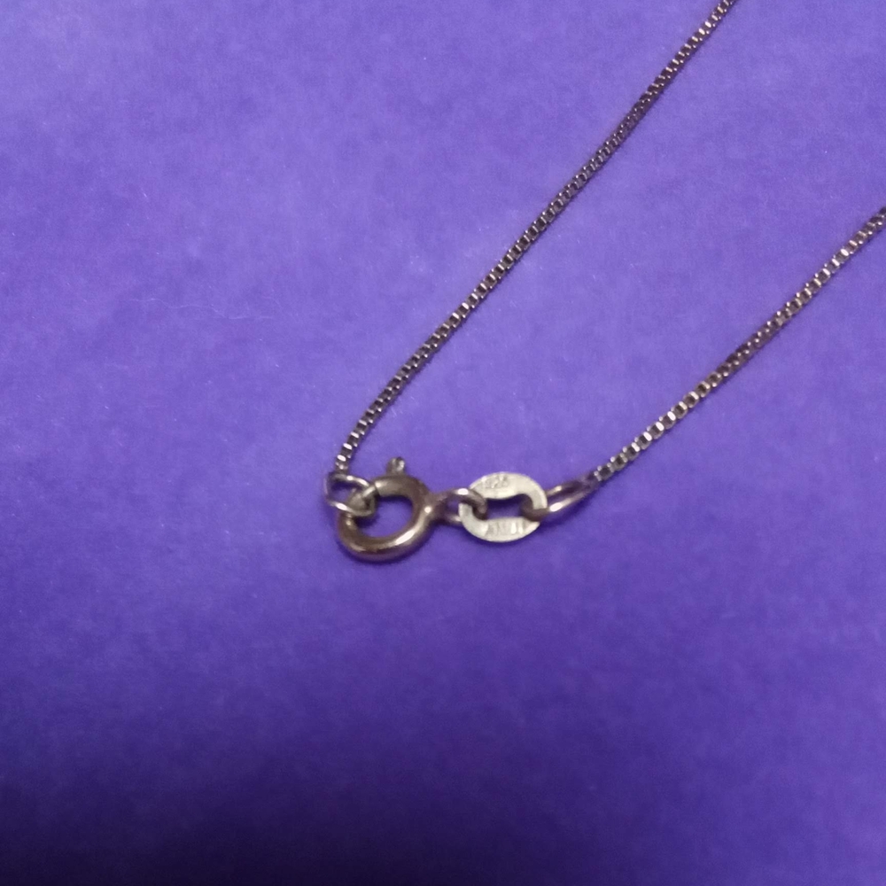 Elegant 925 Sterling Silver Diamond Heart Pendant Necklace - Picture 3 of 4